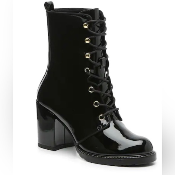 Stuart Weitzman Cassey Booties size 5.5 - Picture 2 of 7